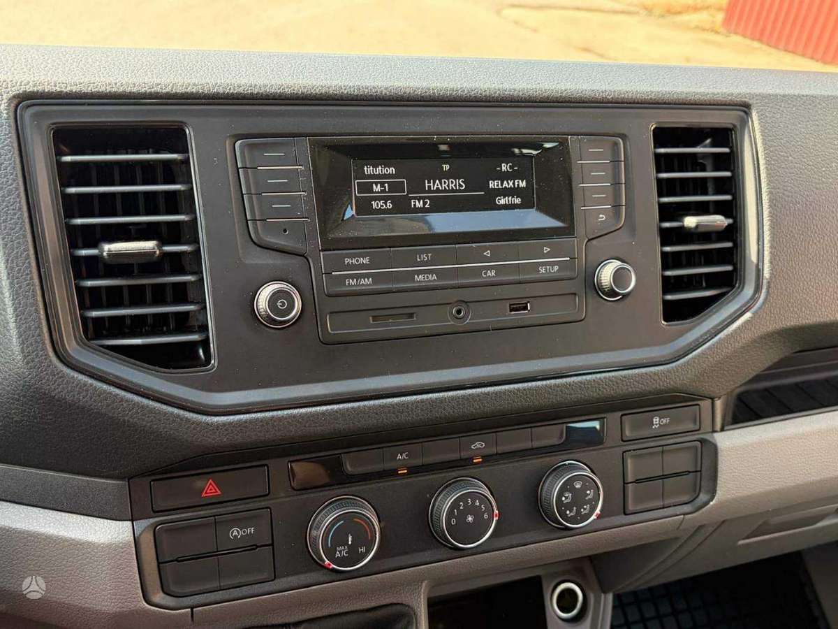 Volkswagen Crafter - 10