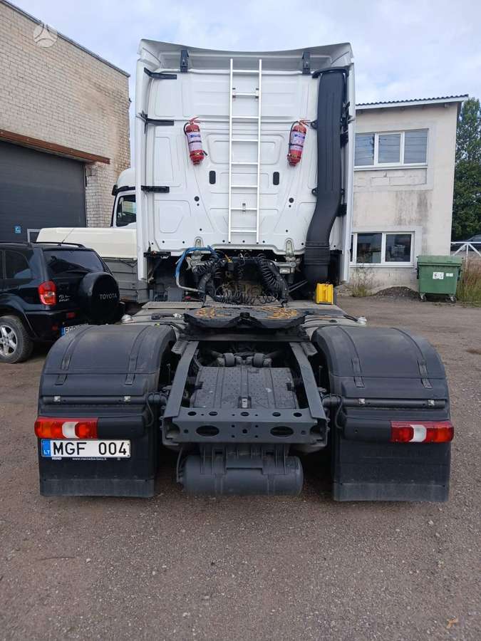 Mercedes-Benz Actros, double sleeper