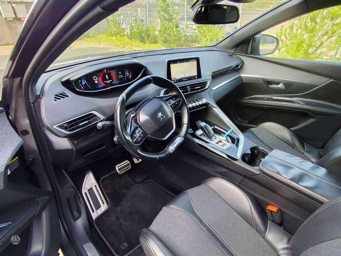 Peugeot 5008 - 11