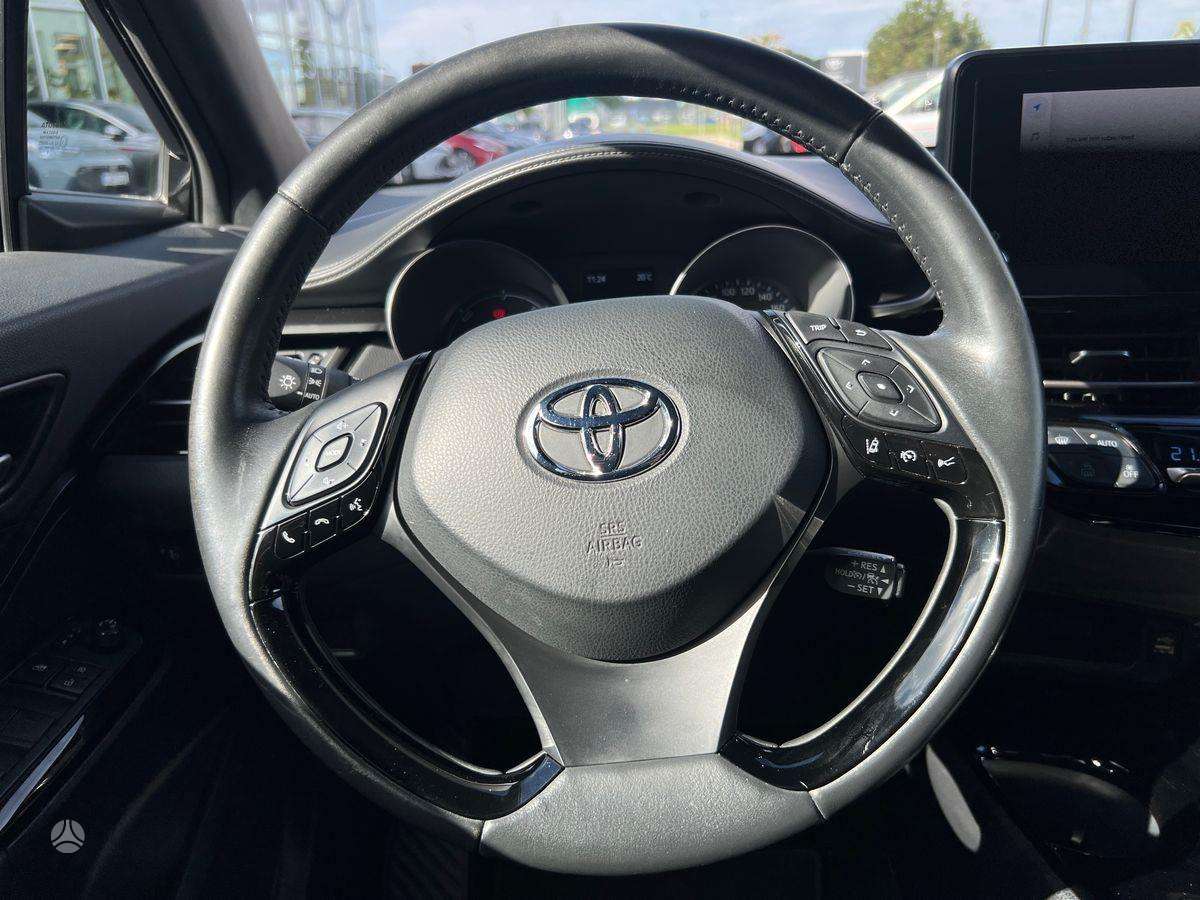 Toyota C-HR - 12