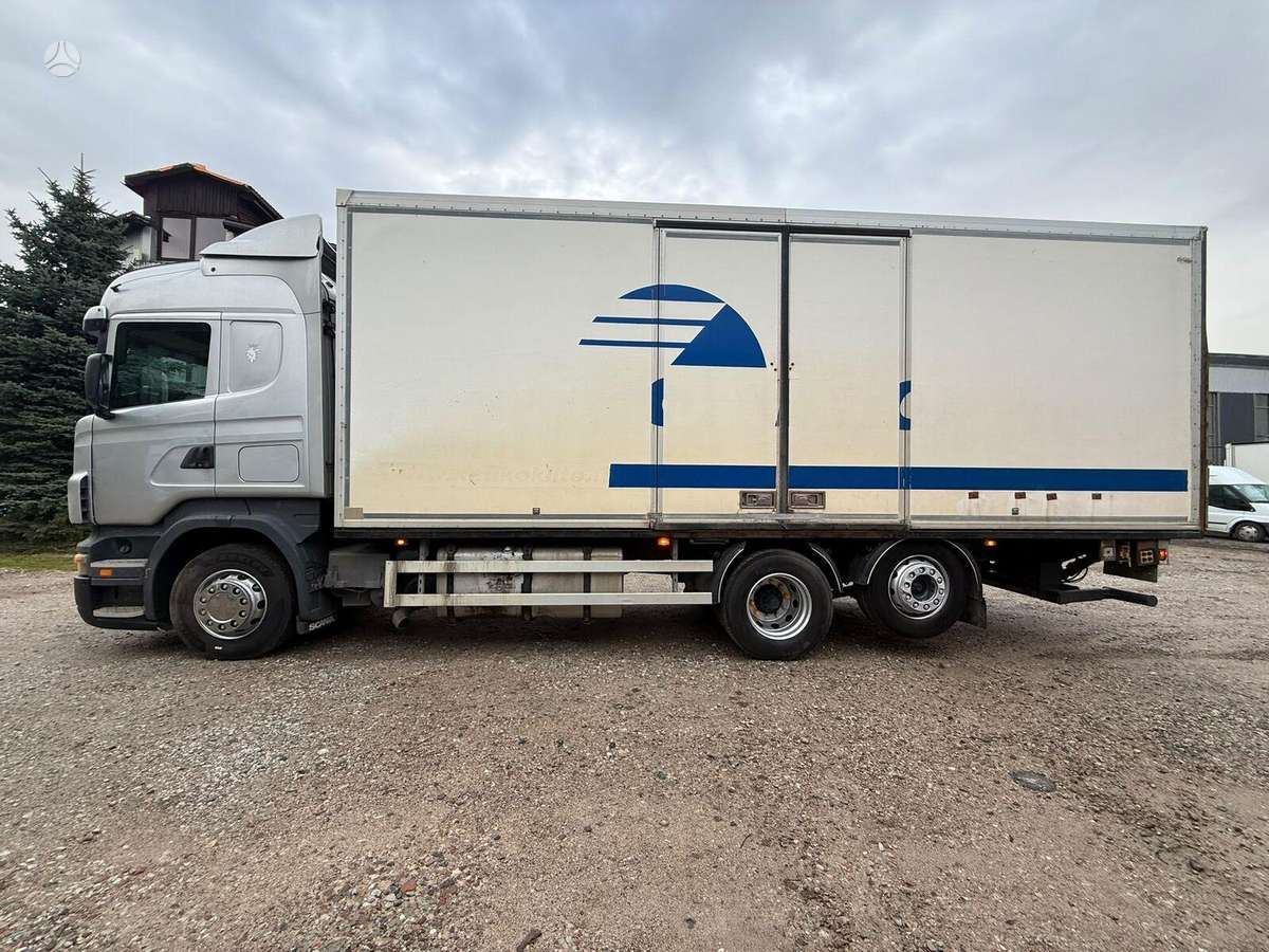 Scania R 420 6x2, isothermal trucks