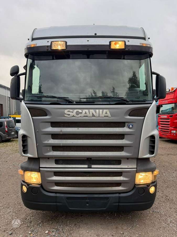 Scania R 420 6x2, isothermal trucks