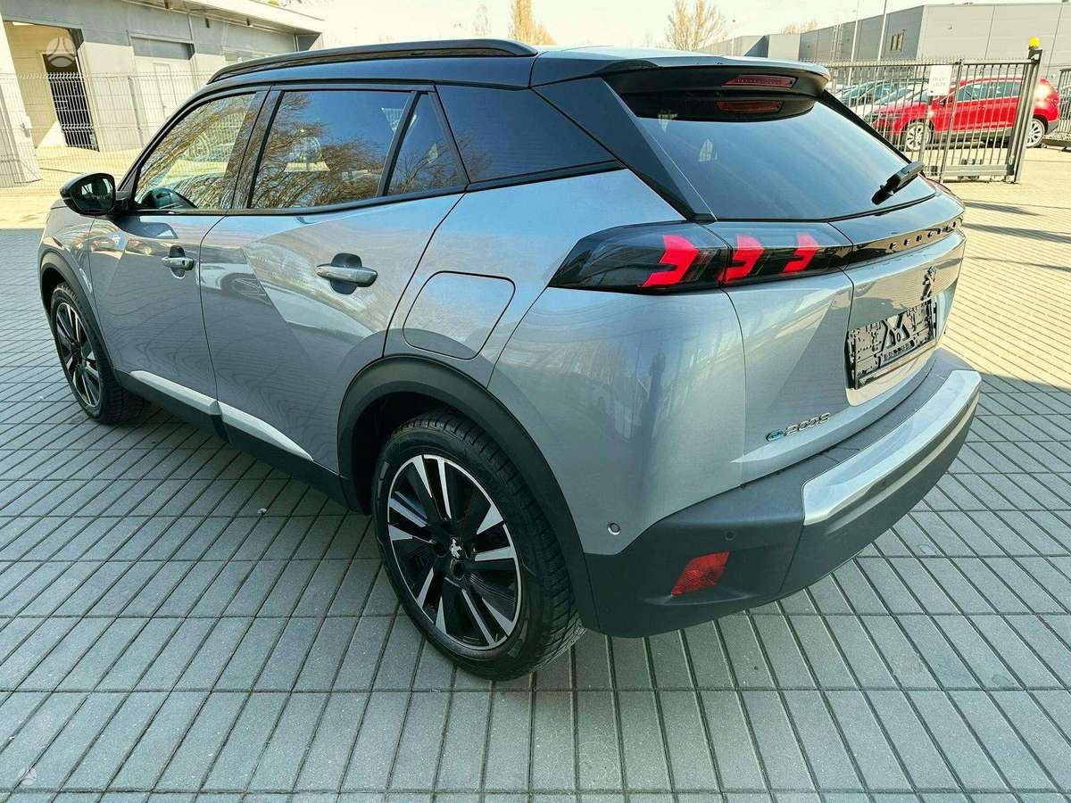 Peugeot 2008 - 4