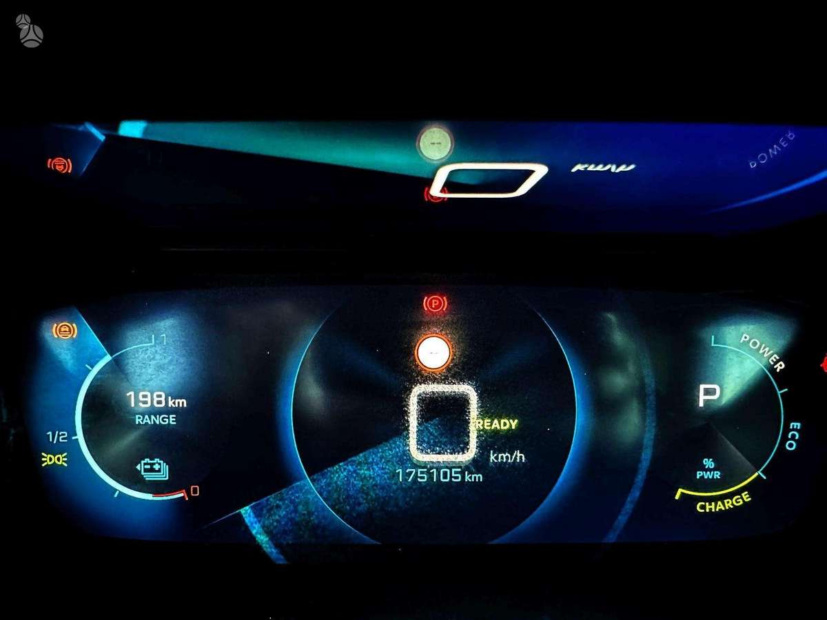 Peugeot 2008 - 10