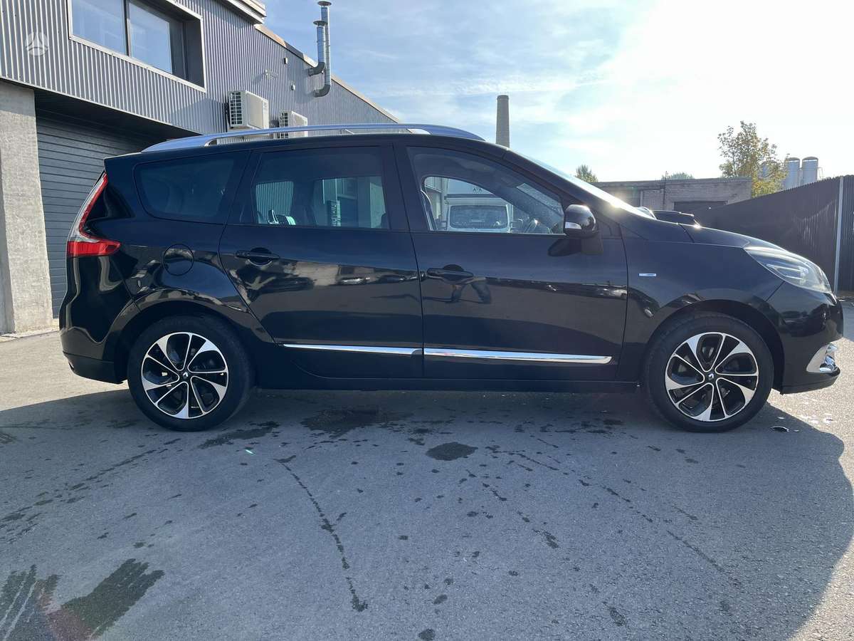 Renault Grand Scenic - 7
