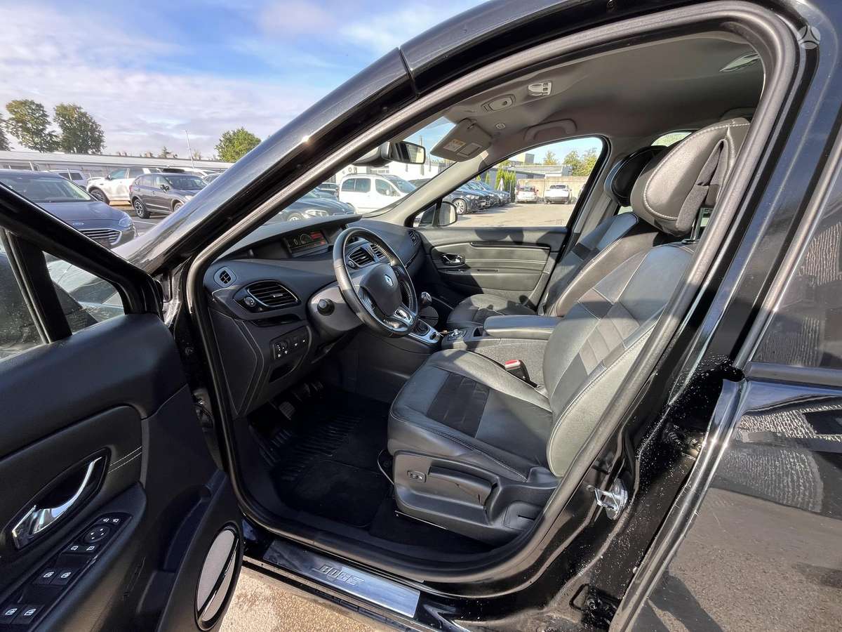Renault Grand Scenic - 9