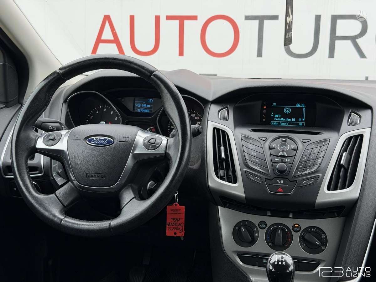 Ford Focus, 1.0 l., Хэтчбек