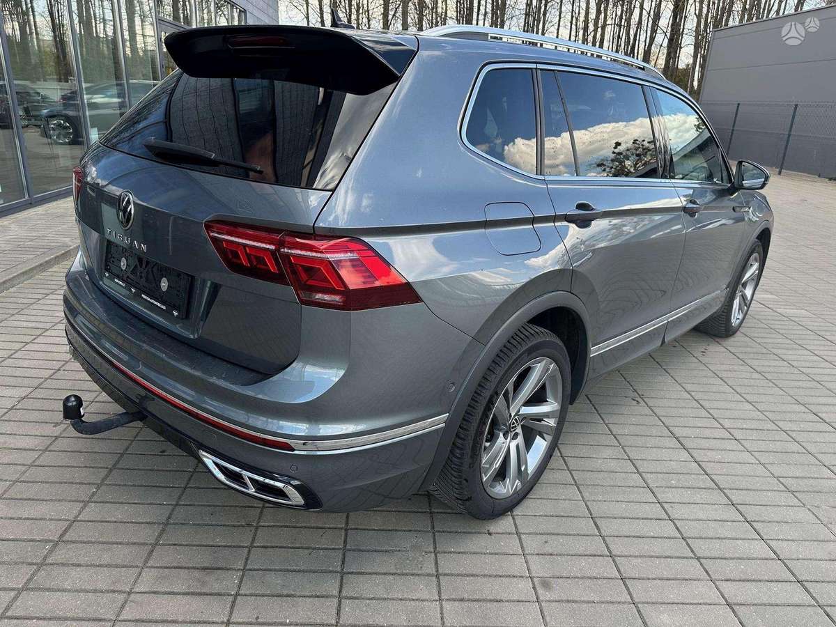 Volkswagen Tiguan Allspace - 4