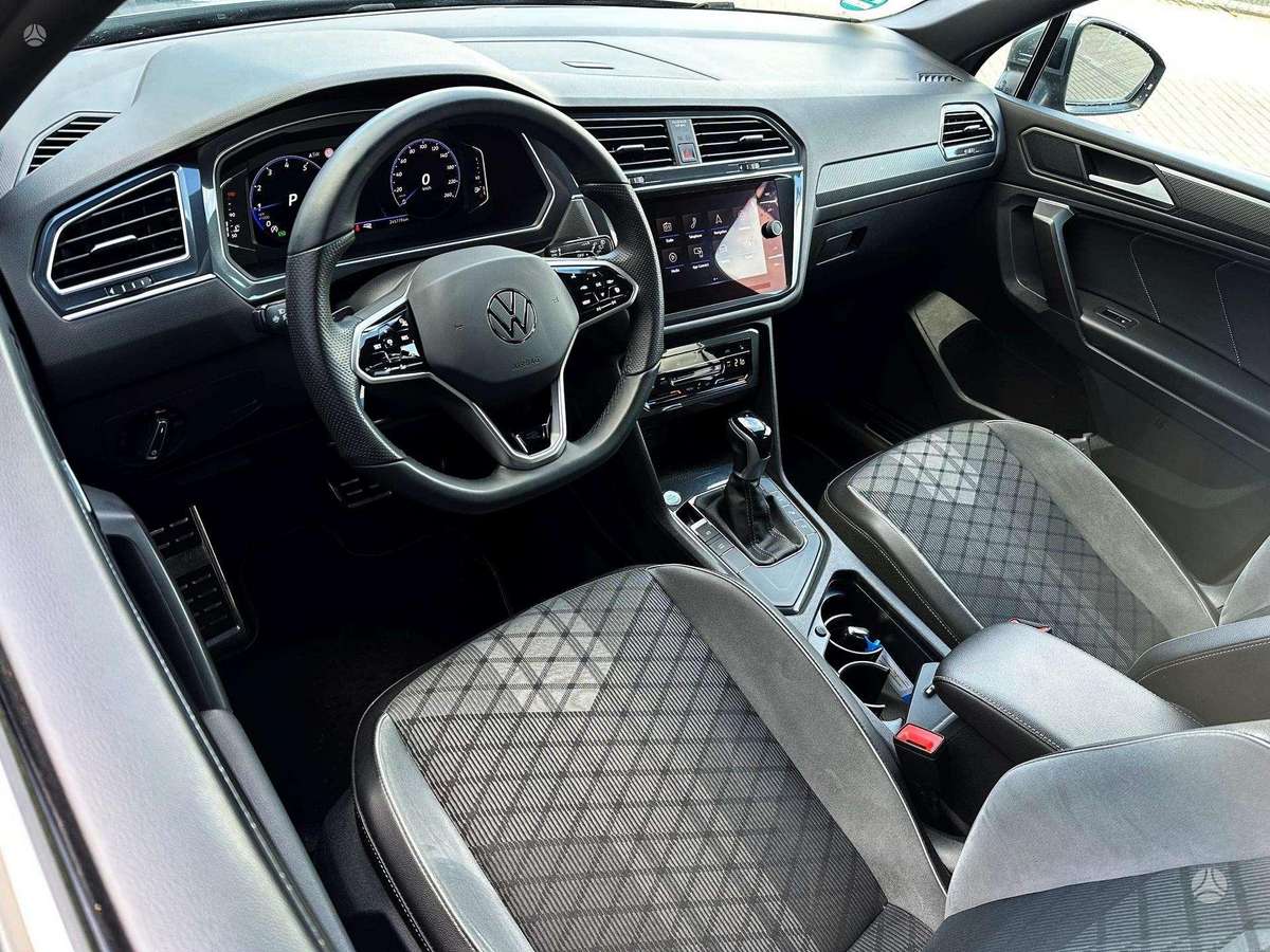 Volkswagen Tiguan Allspace - 9