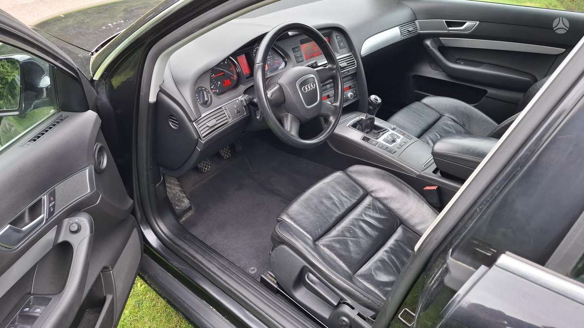 Audi A6, 2.0 l., Седан