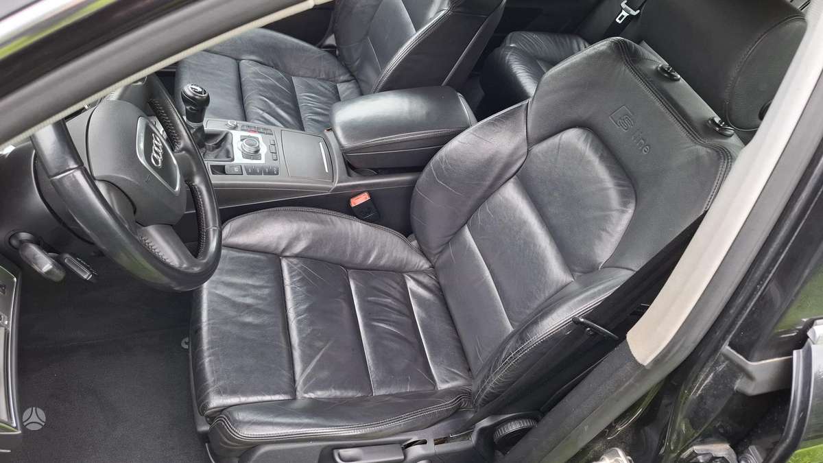 Audi A6, 2.0 l., Седан