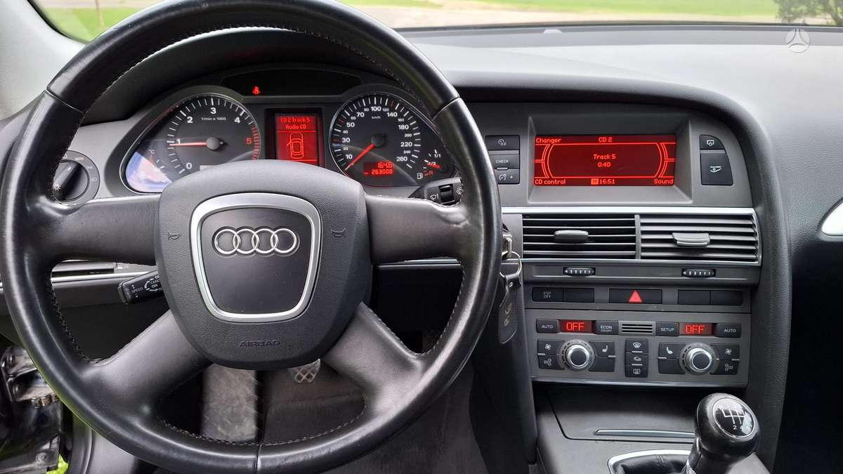 Audi A6, 2.0 l., Седан