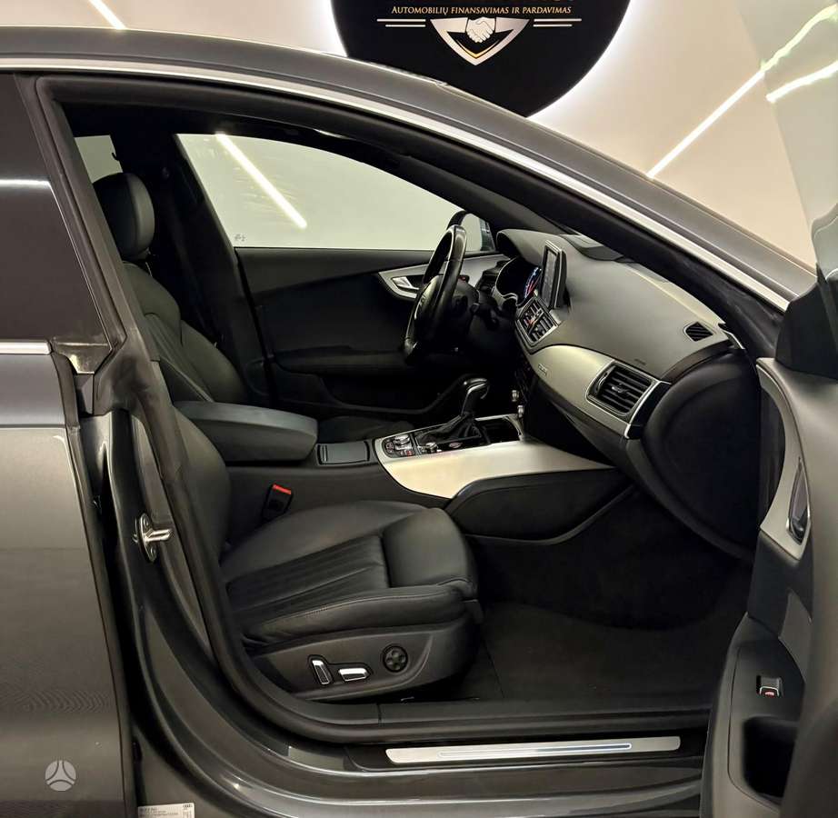 Audi A7, 3.0 l., hatchback