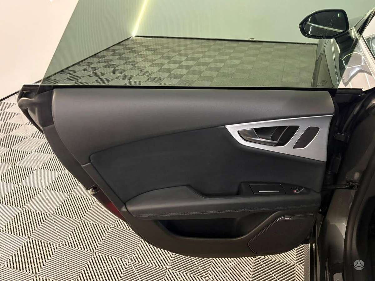 Audi A7, 3.0 l., Хэтчбек