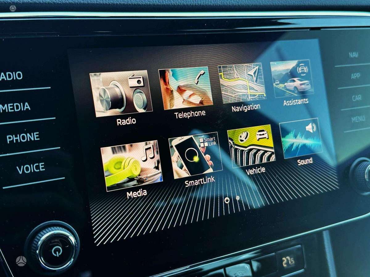 Škoda Superb - 8