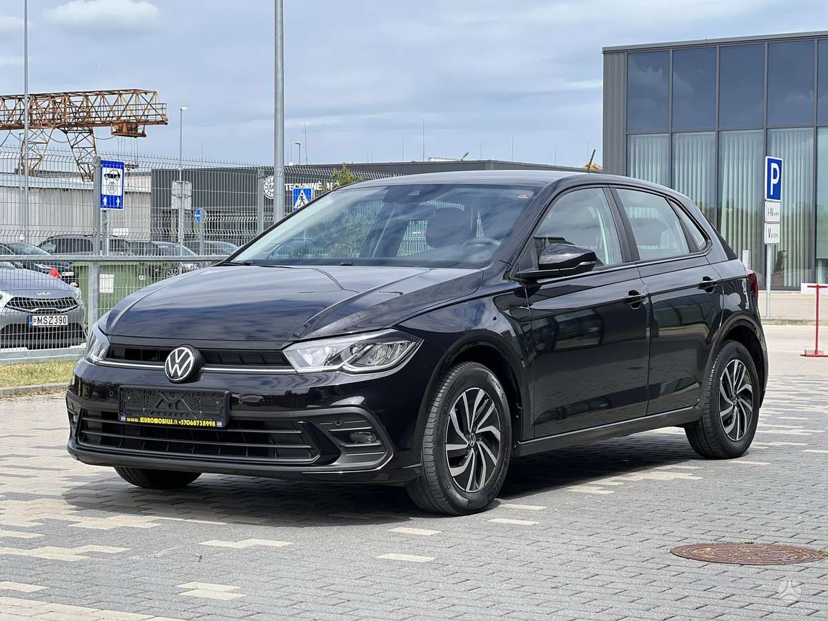 Volkswagen Polo - 1