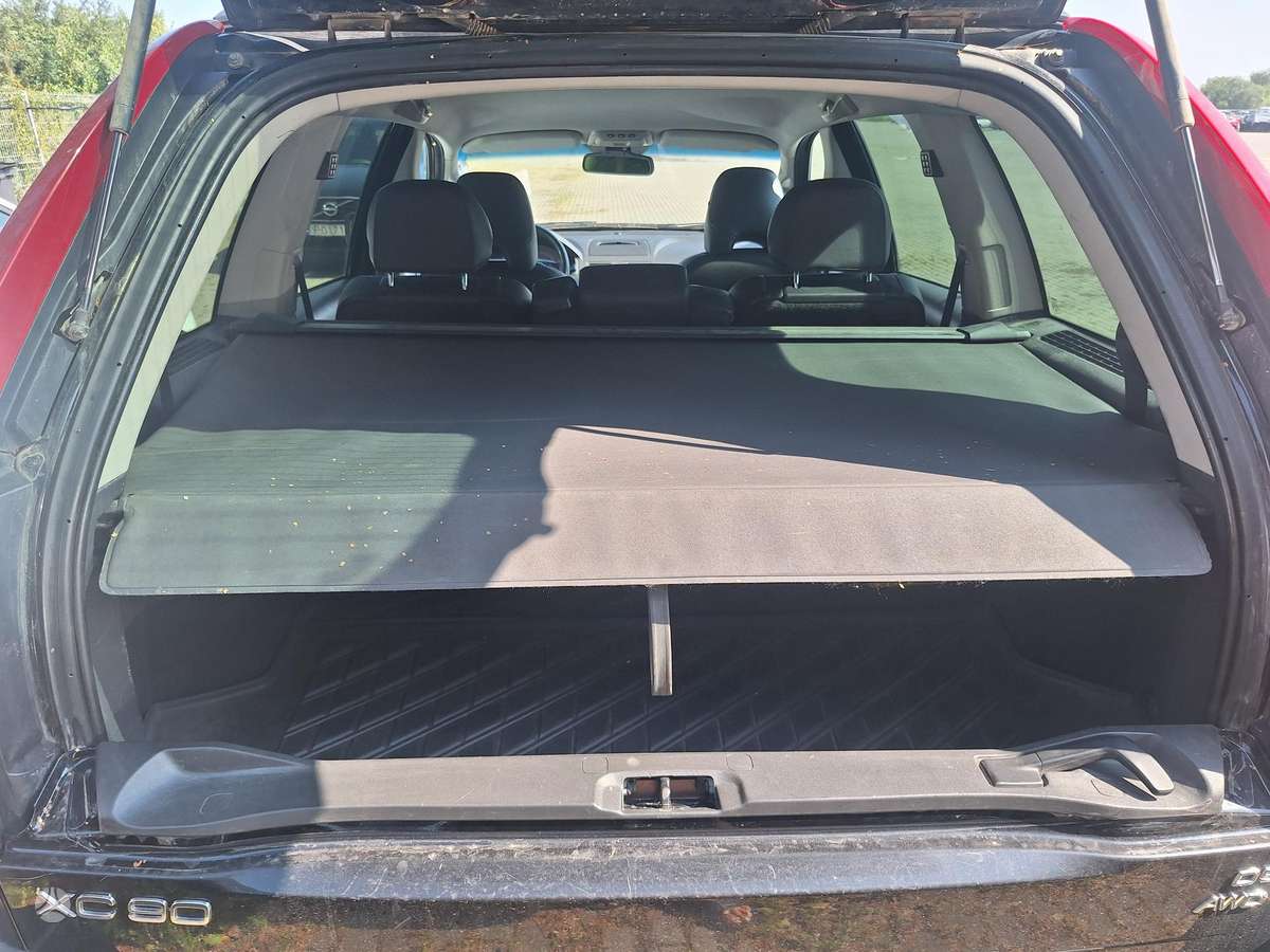 Volvo XC90 - 9