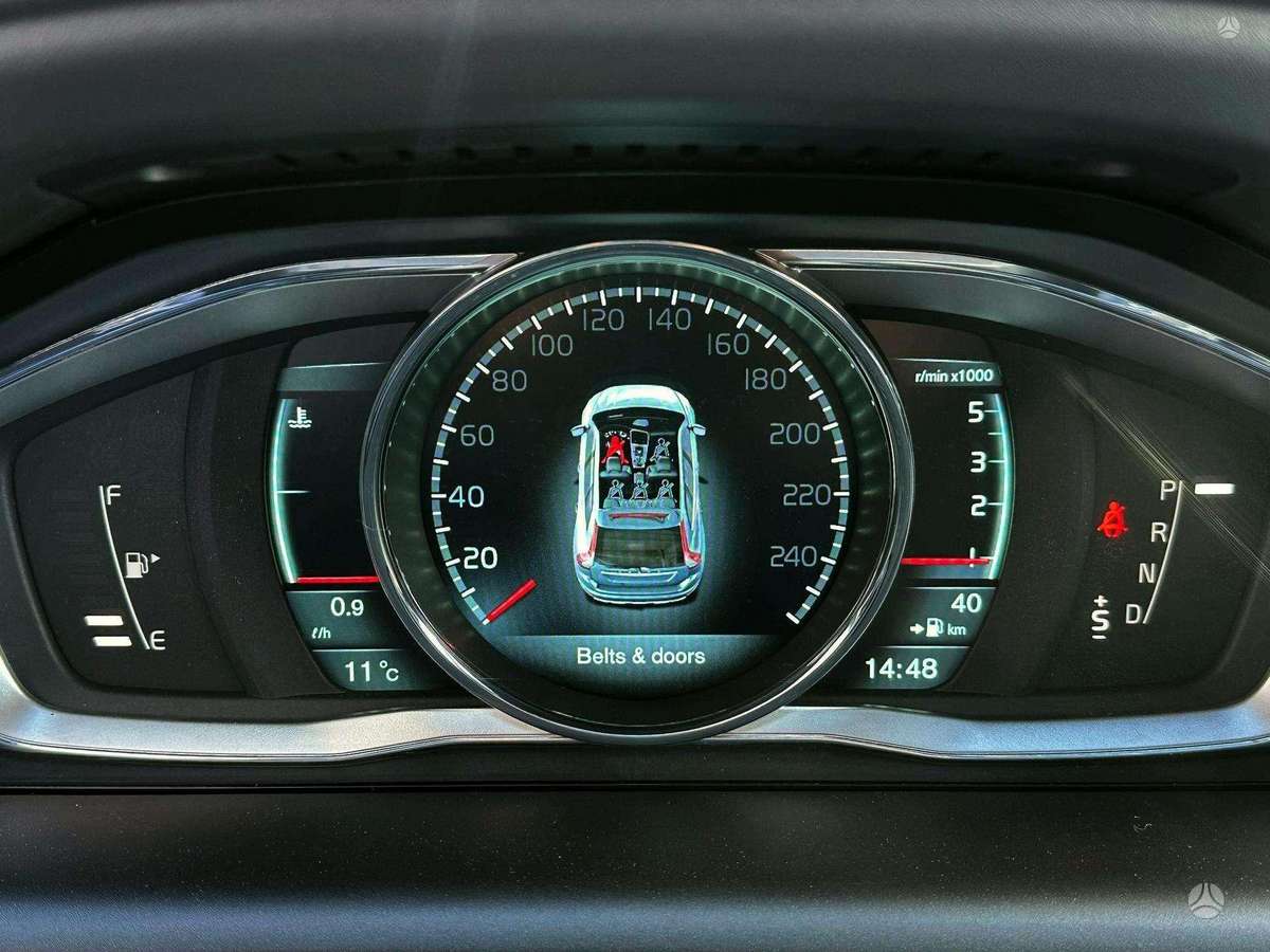 Volvo XC60 - 6