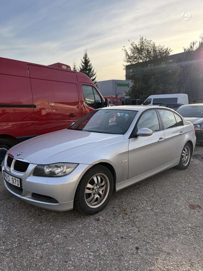 BMW 320, 2.0 l., Седан