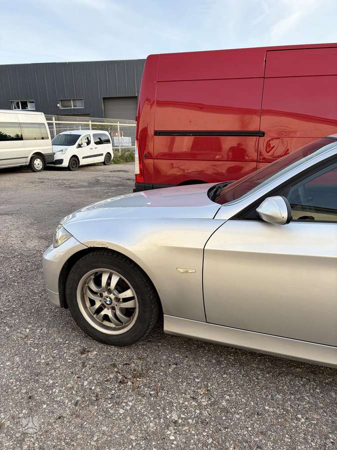 BMW 320, 2.0 l., Седан