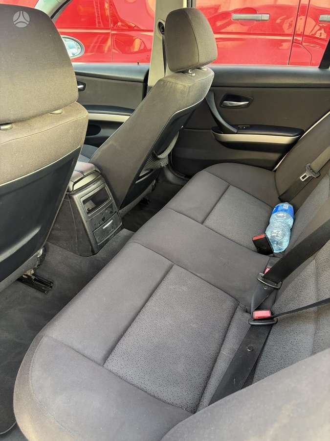 BMW 320, 2.0 l., Седан