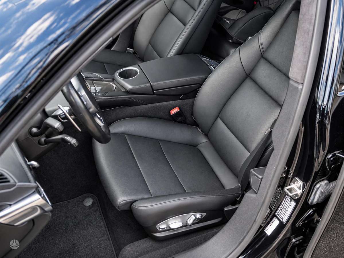 Porsche Panamera, 4.8 l., hatchback