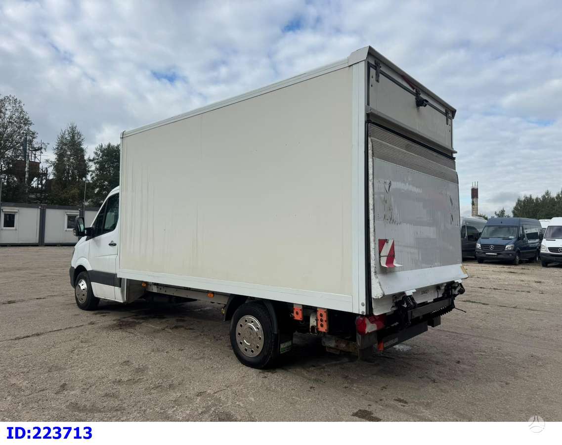 Mercedes-Benz Sprinter, Универсал