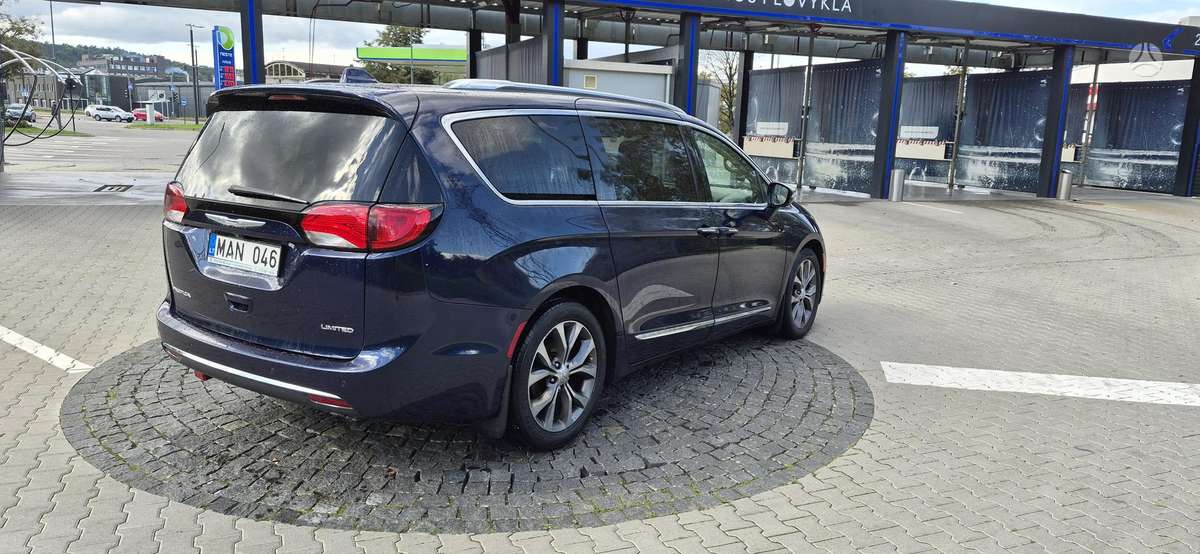 Chrysler Pacifica, 3.6 l., Минивэн