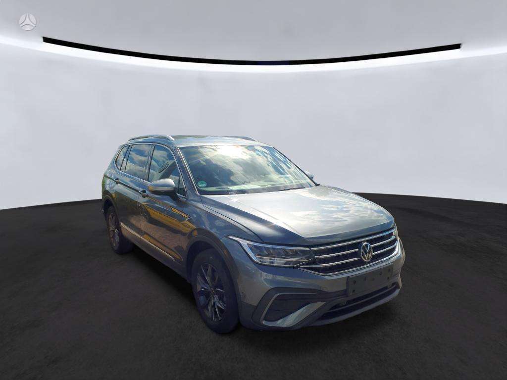 Volkswagen Tiguan - 3