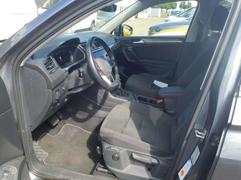 Volkswagen Tiguan - 6
