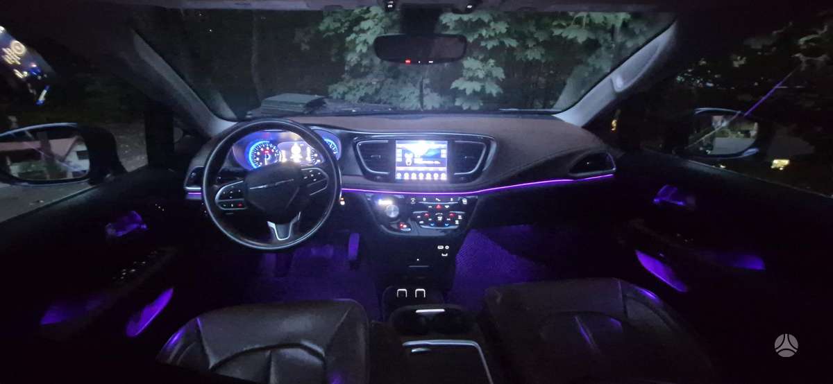 Chrysler Pacifica, 3.6 l., Минивэн