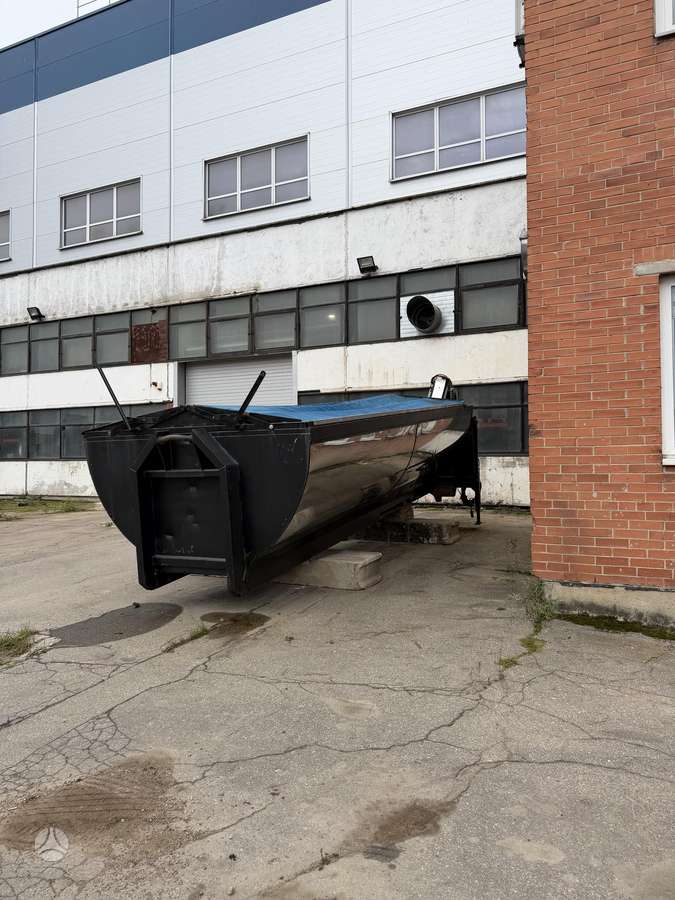 -Kita- M-25, paving machinery