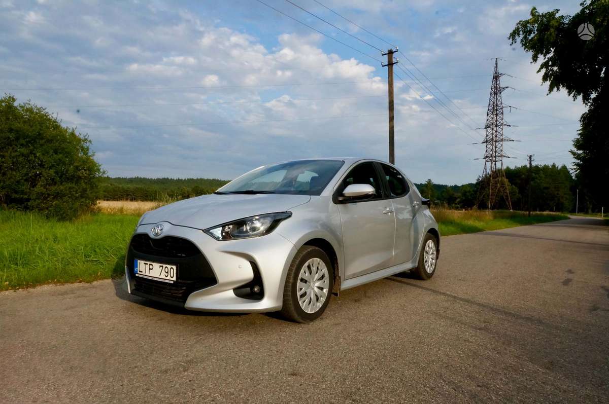 Toyota Yaris - 1