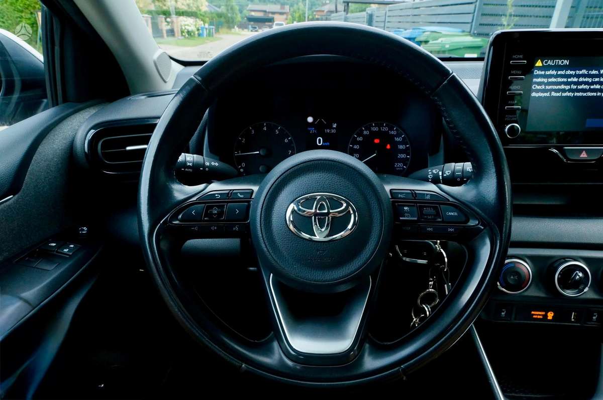 Toyota Yaris - 9