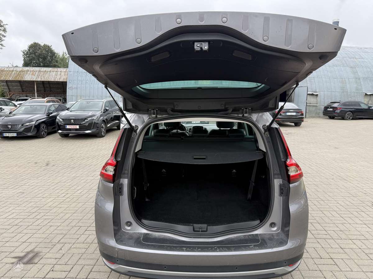 Renault Grand Scenic - 6