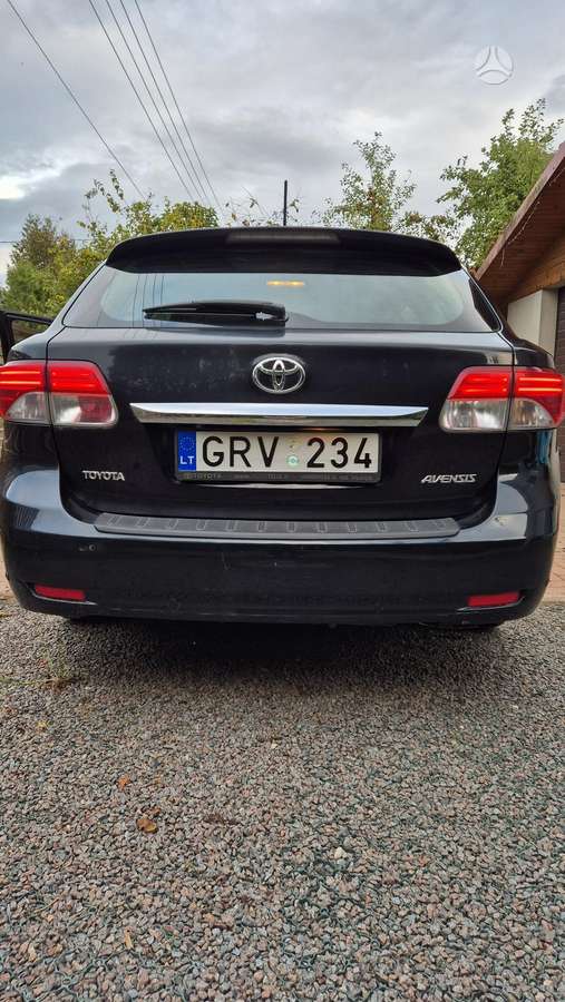 Toyota Avensis - 4