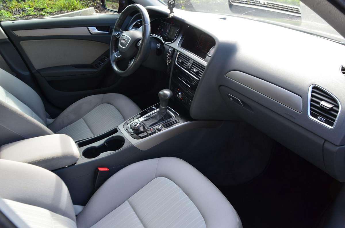 Audi A4, 2.0 l., Универсал