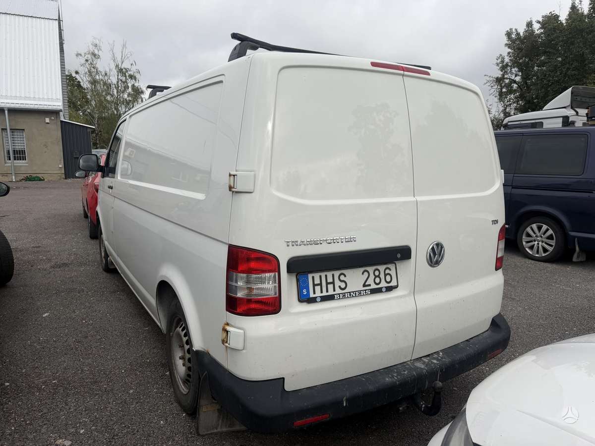 Volkswagen Transporter - 3