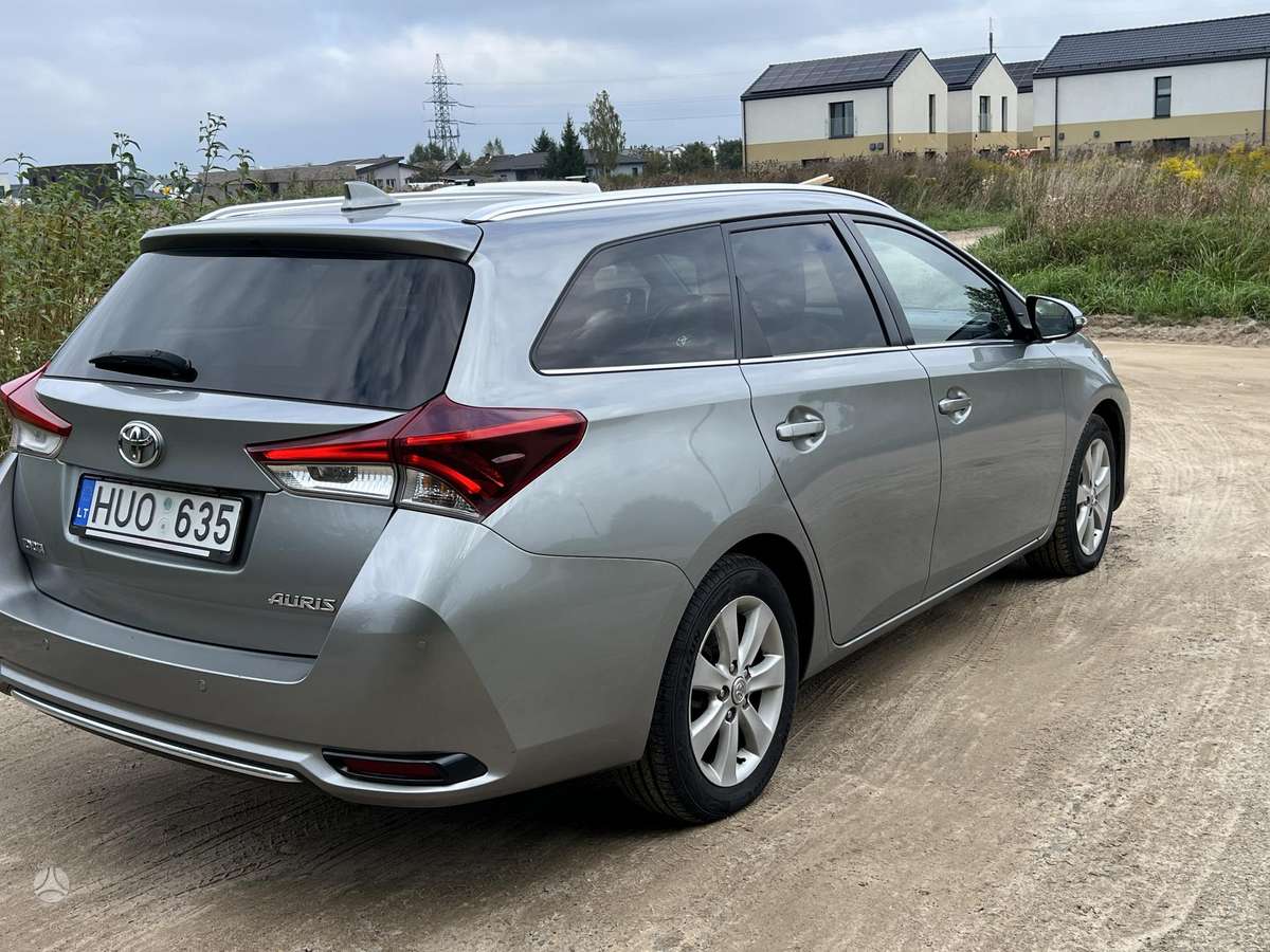 Toyota Auris - 6