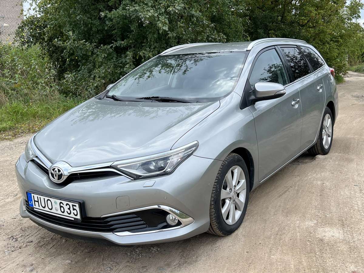 Toyota Auris - 9