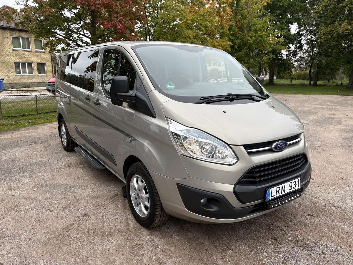 Ford Tourneo Custom - 3