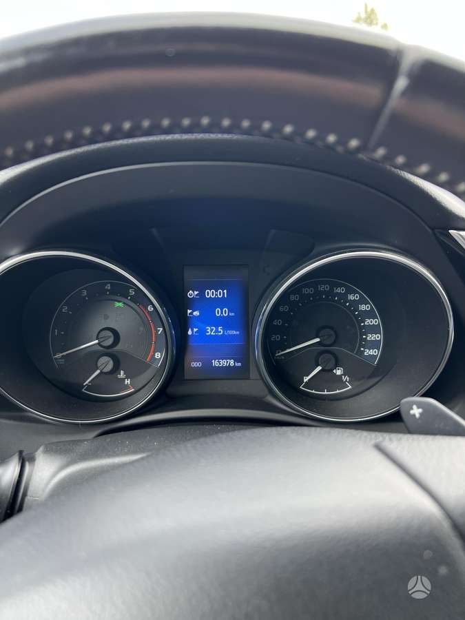 Toyota Auris, 1.2 l., Универсал