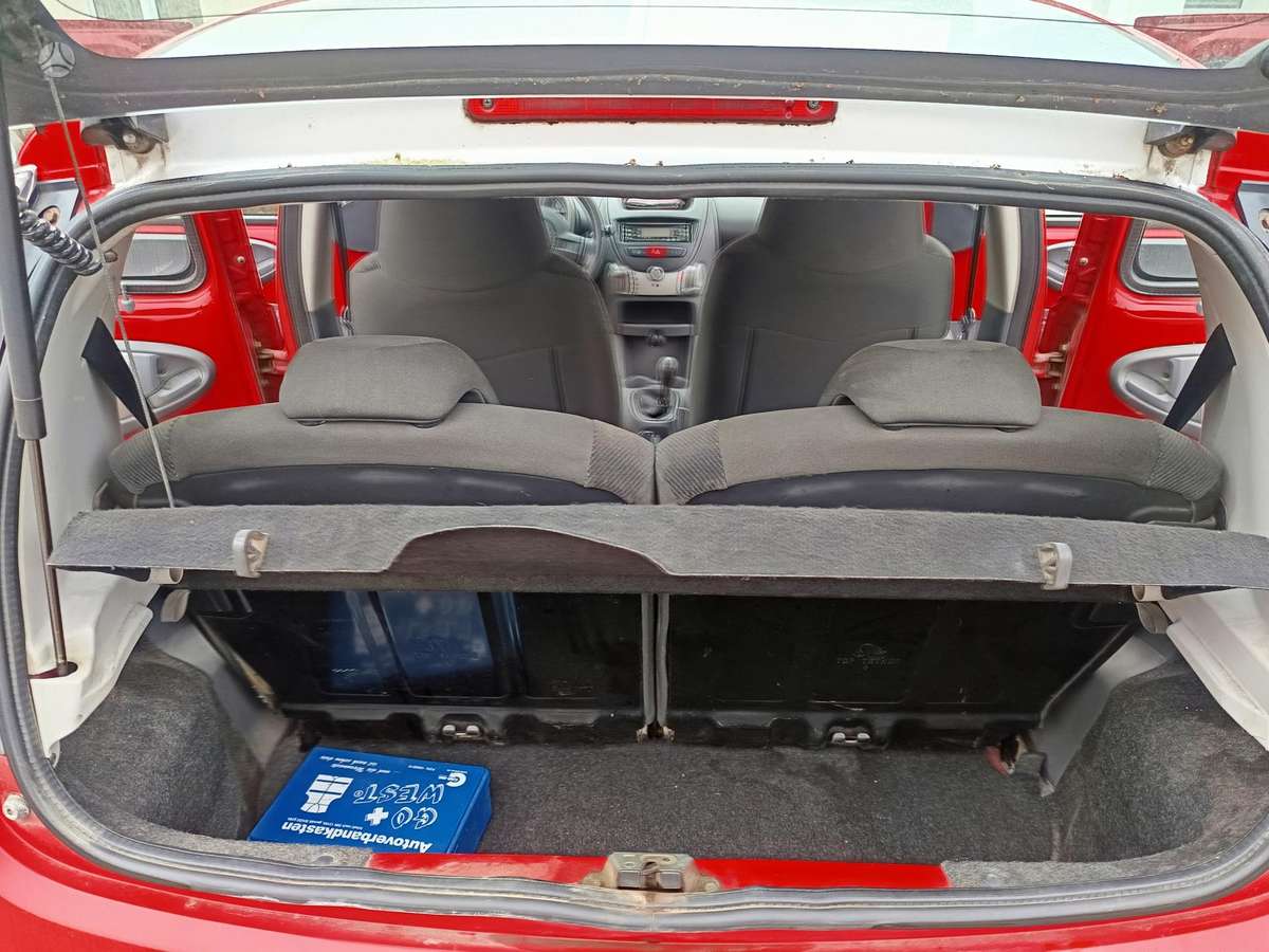 Citroen C1, 1.0 l., hatchback