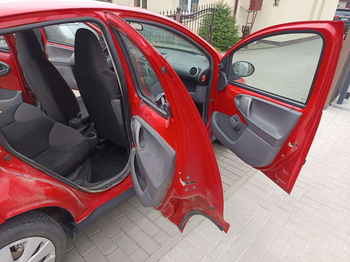 Citroen C1, 1.0 l., hatchback