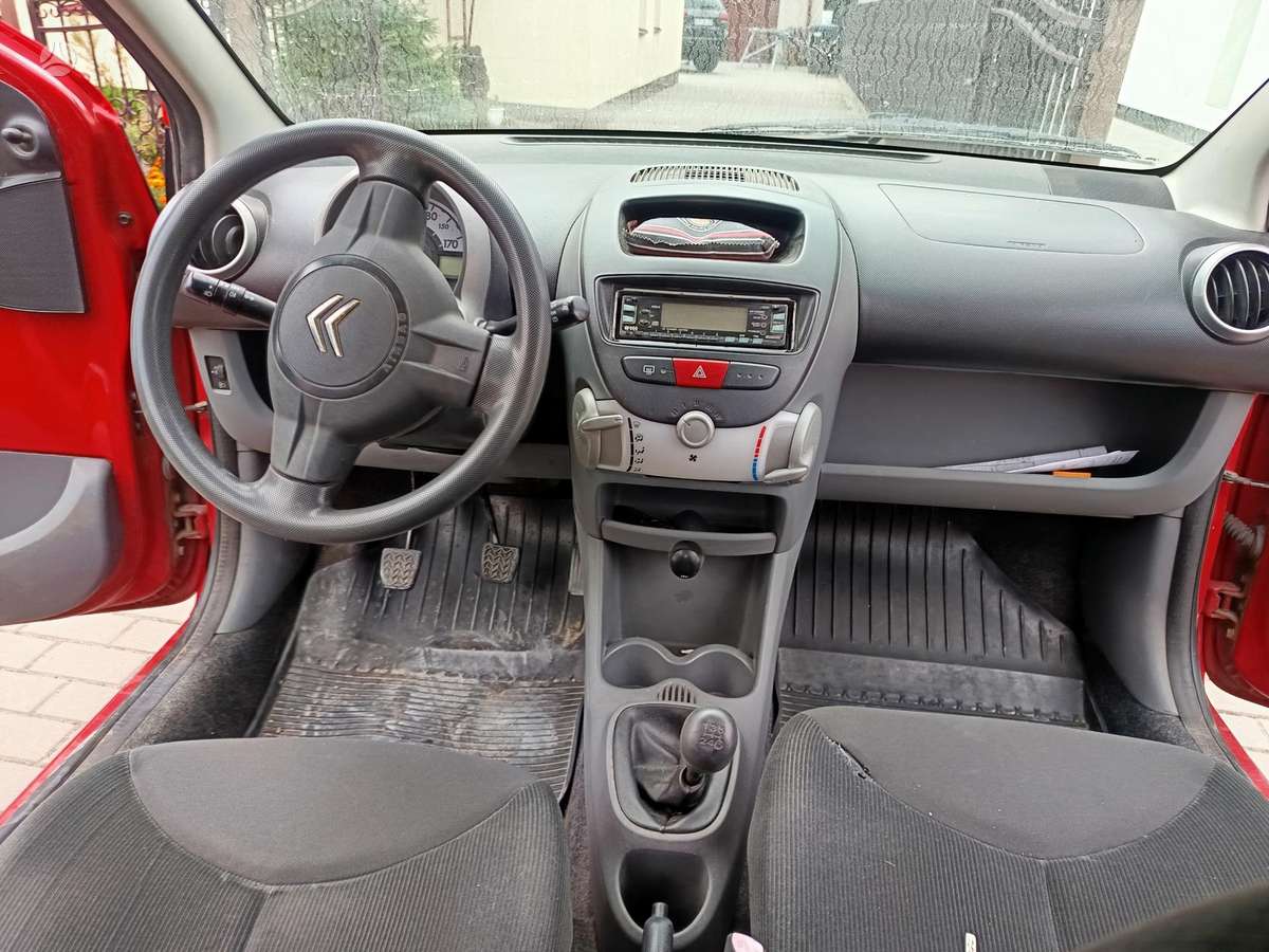 Citroen C1, 1.0 l., Хэтчбек