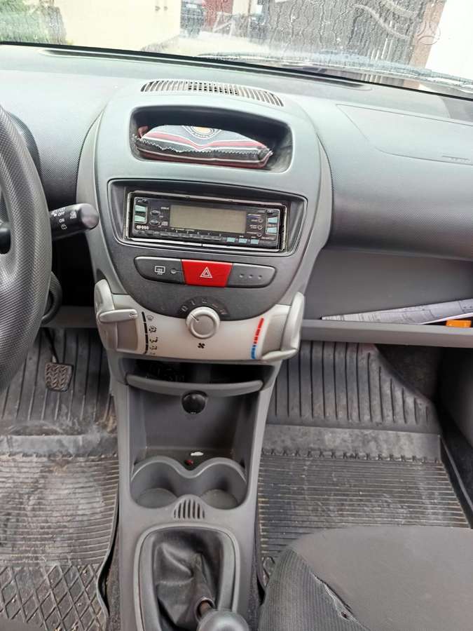Citroen C1, 1.0 l., hatchback