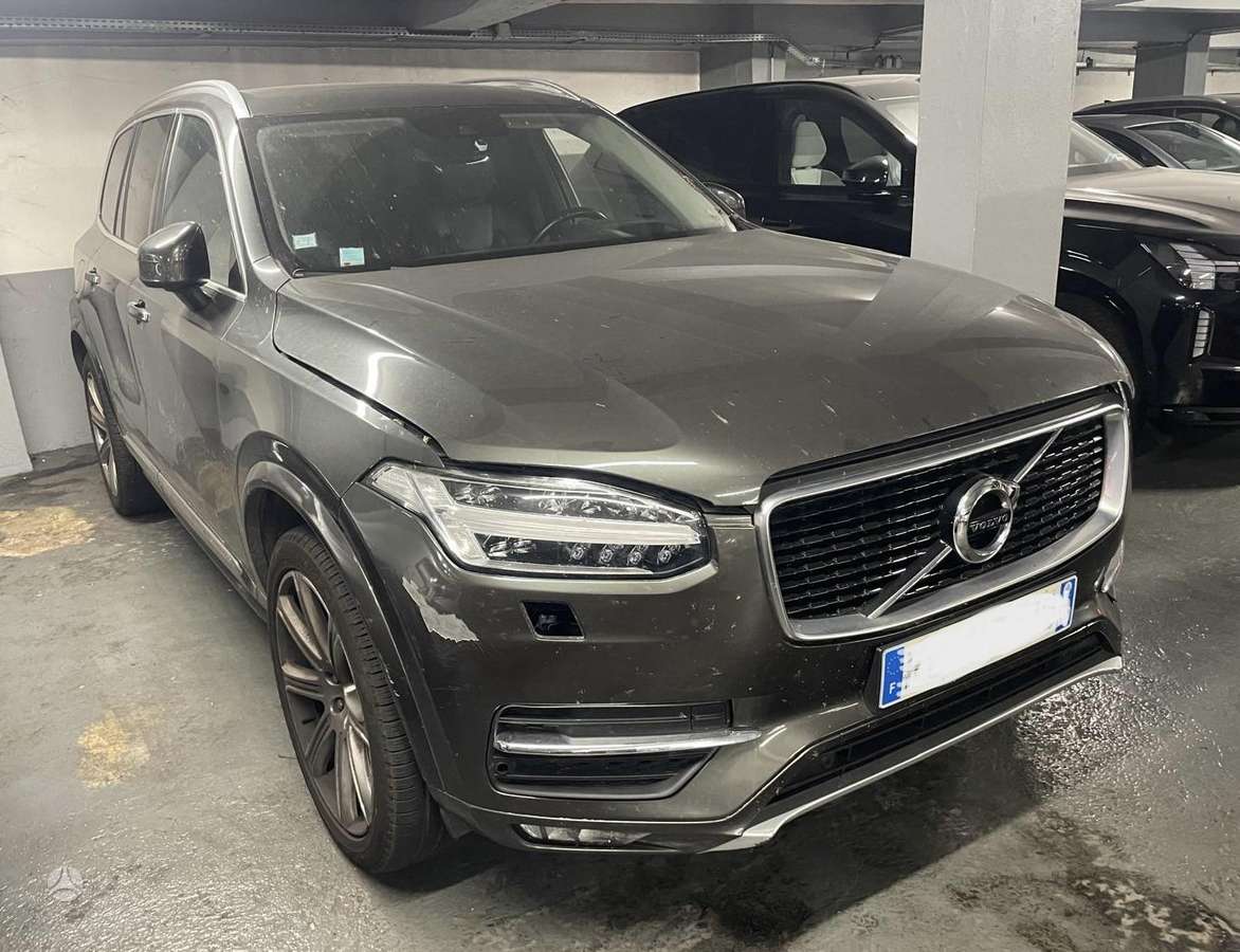 Volvo XC90 - 4