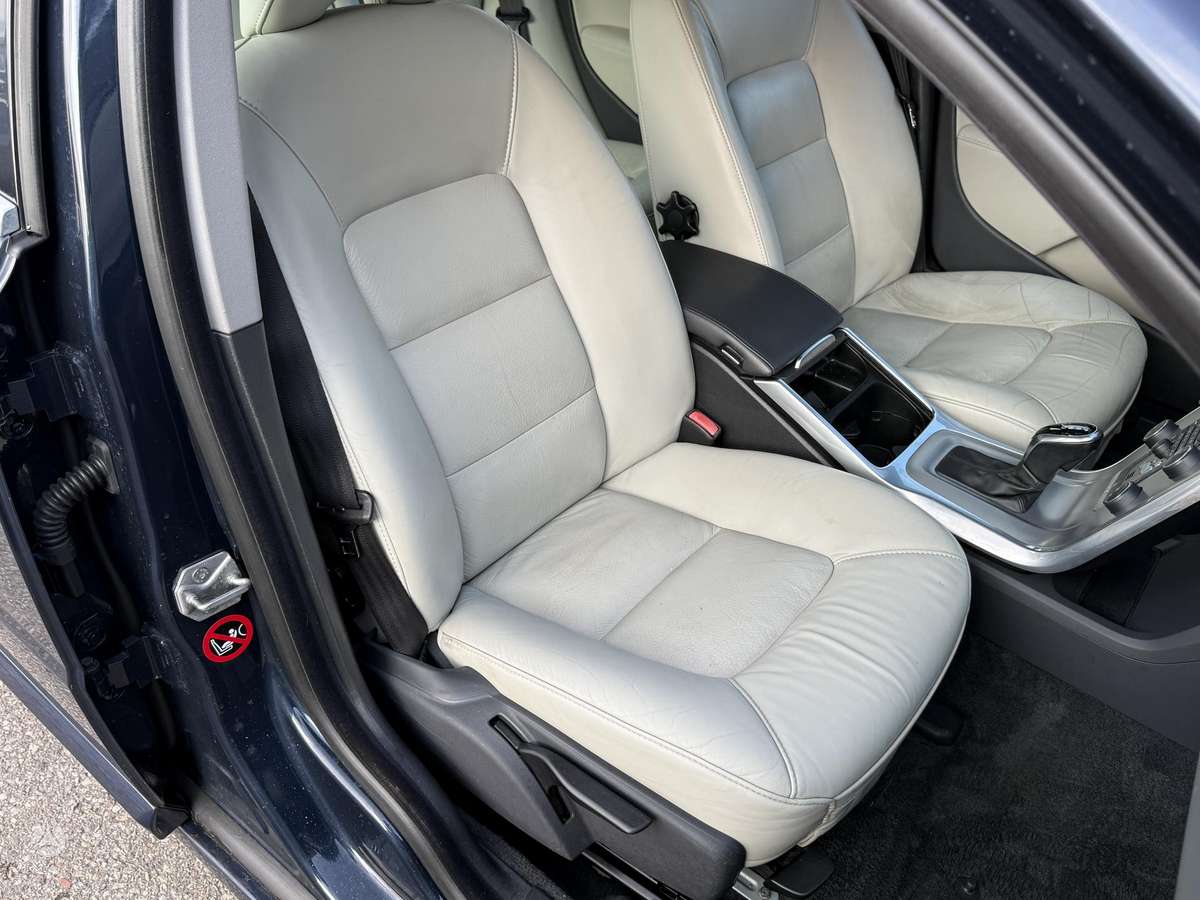 Volvo V70, 2.0 l., wagon