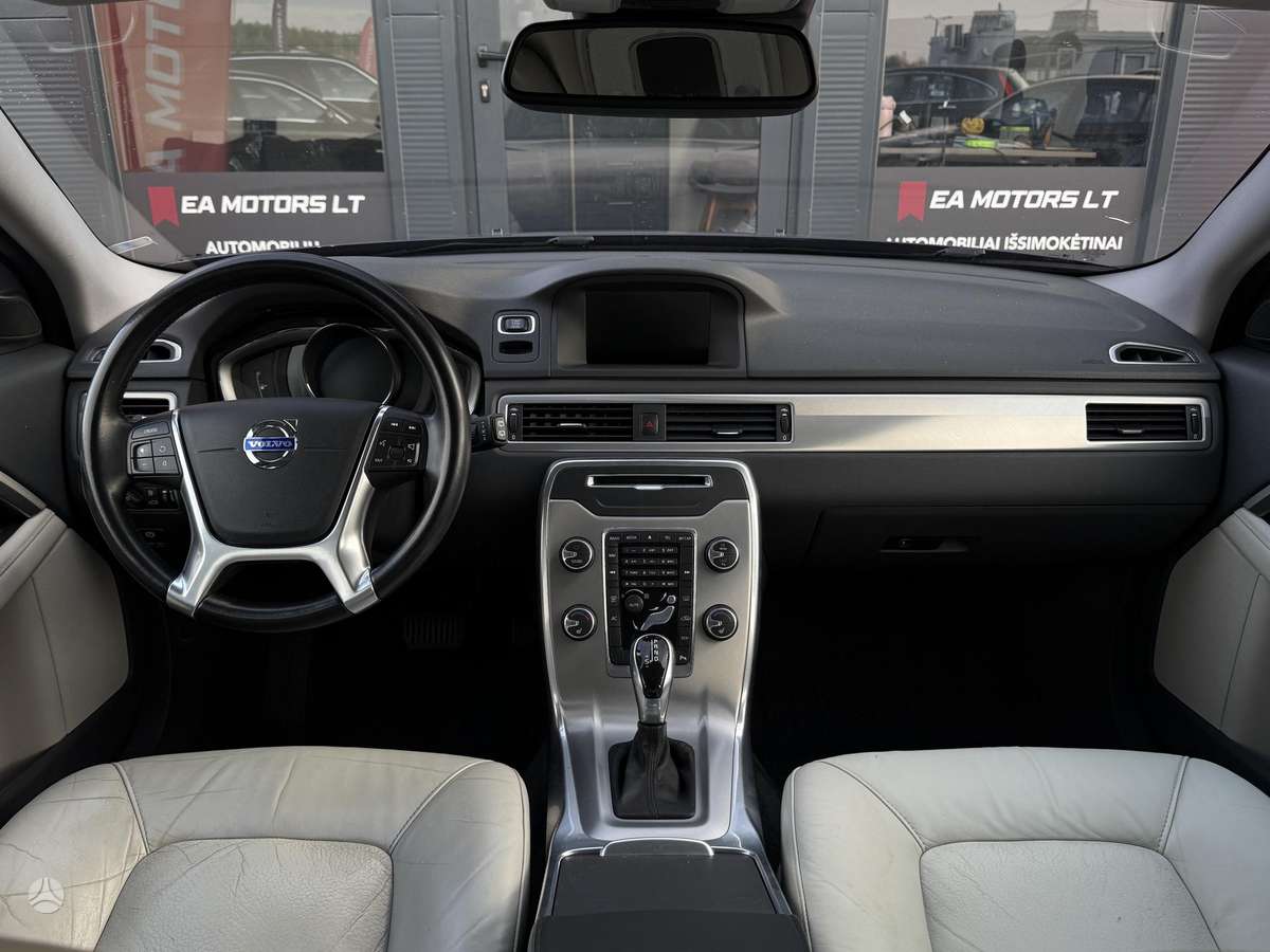 Volvo V70 - 9