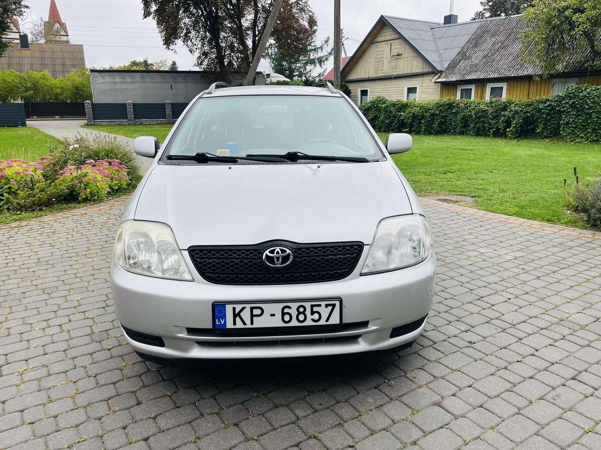 Toyota Corolla, 2.0 l., Универсал